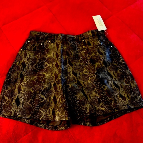 Denim - Women’s leather shorts